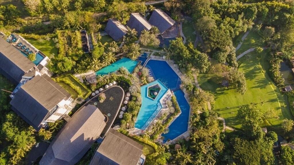 Готель Rimba 5*