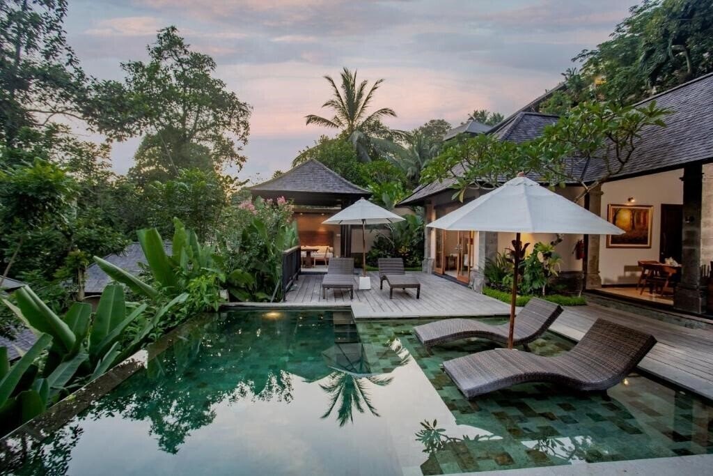 Готель The Lokha Ubud 4*