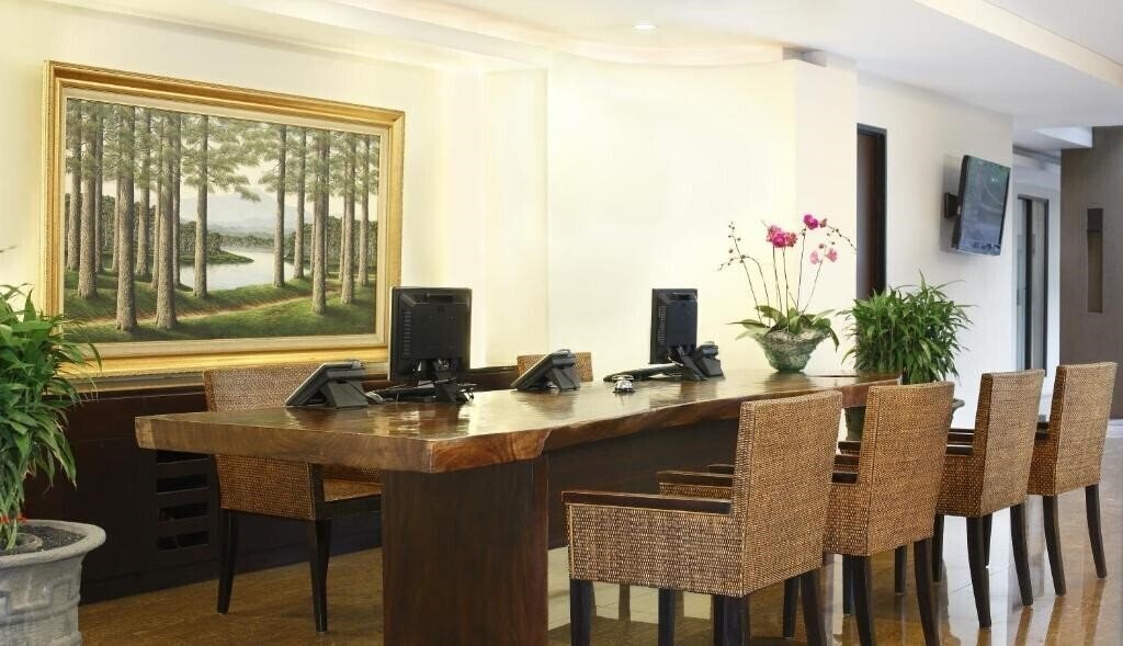 Апартаменты Santika Kuta 3*