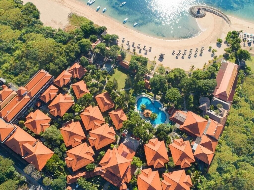 Апартаменти Bali Tropic Resort & SPA Hotel 4*