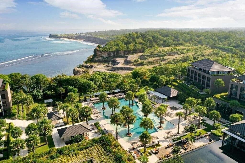 Отель Radisson Blu Uluwatu 5*