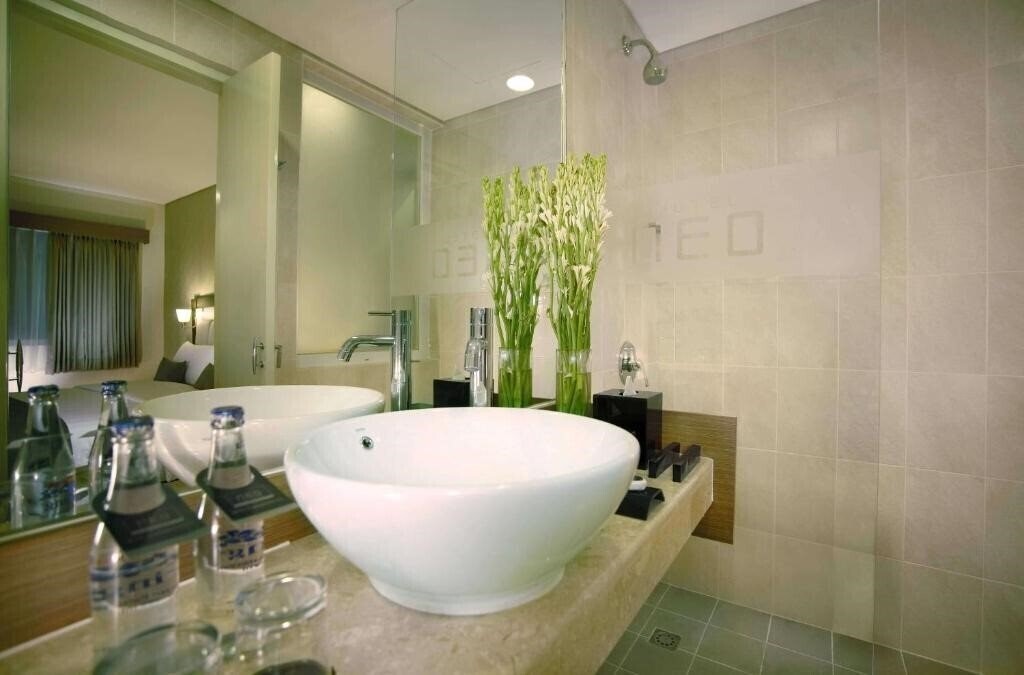 Фотографія Neo Kuta Jelantik 3*