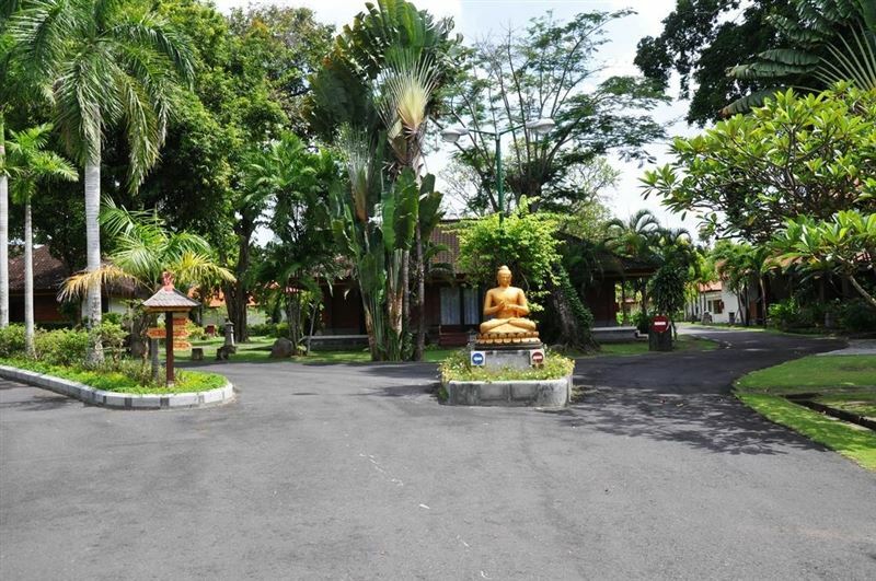 Територія Inna Bali Beach Resort 1*