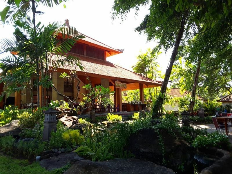 Апартаменти Inna Bali Beach Resort 1*