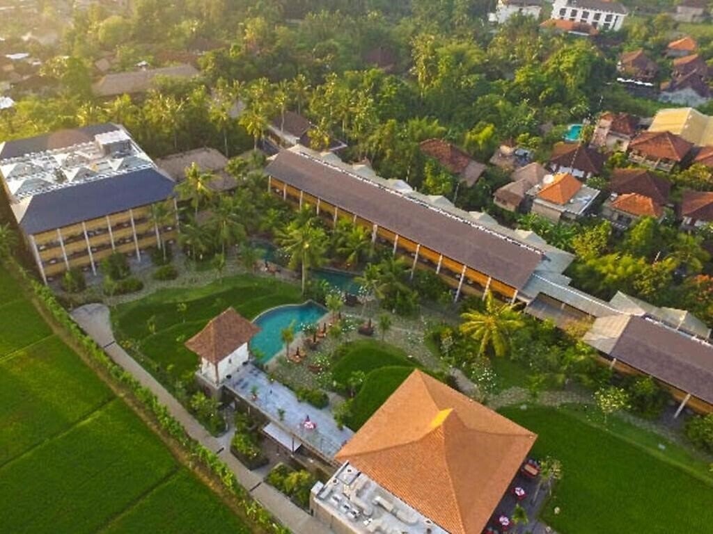 Готель Alaya Ubud 5*