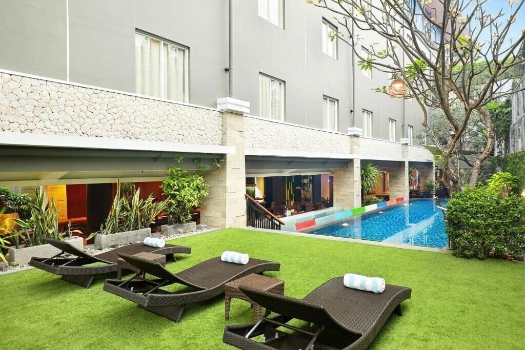 Територія Ibis Budget Bali Seminyak 2*