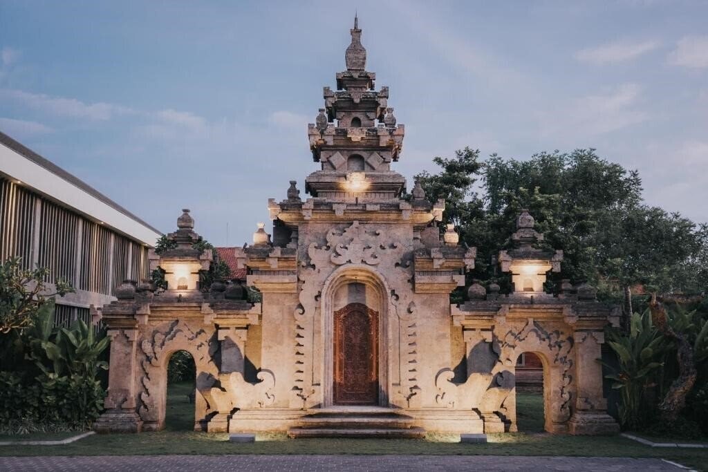 Апартаменти Anja Jimbaran 4*