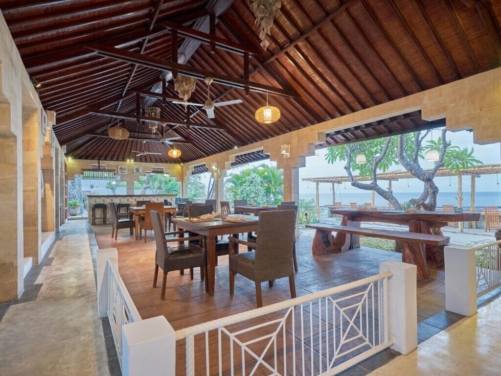 Територія Anda Amed Resort вилла