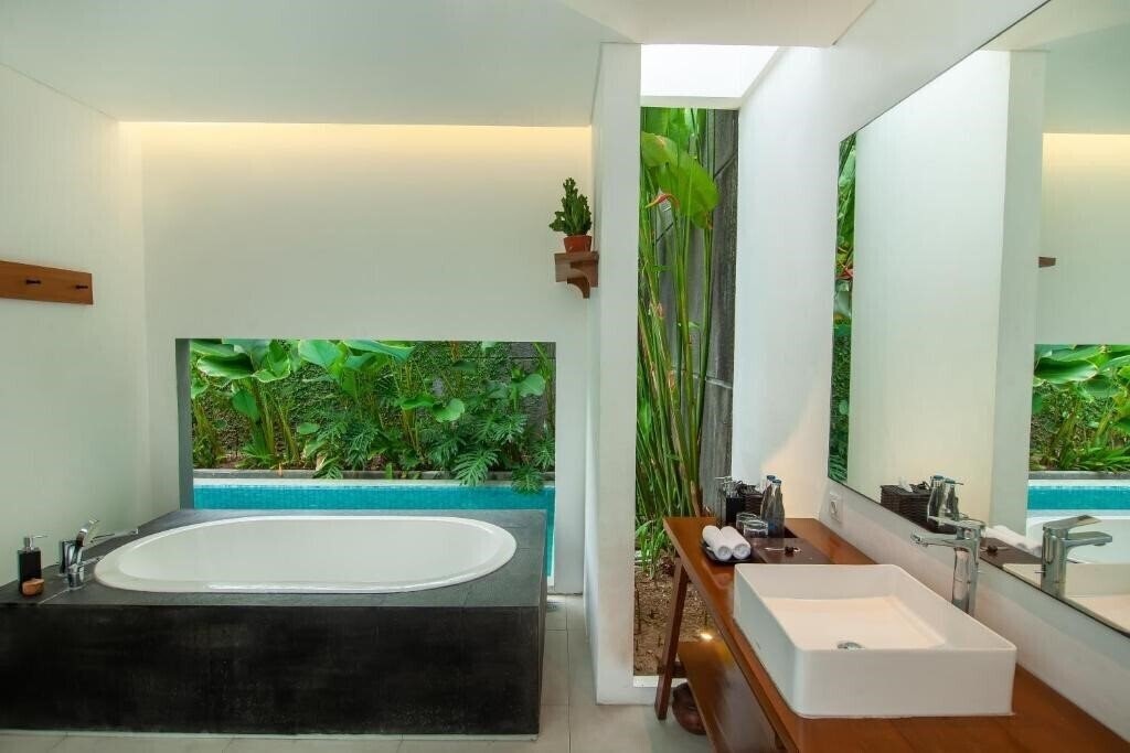 Фотографія Abia Villas Legian 4*