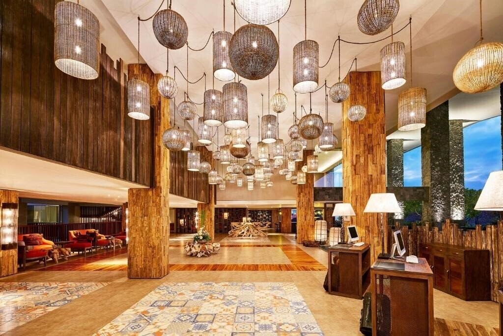 Территория Four Points by Sheraton Kuta 4*