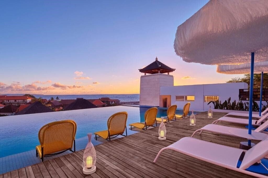 Готель Aloft Bali Seminyak 5*