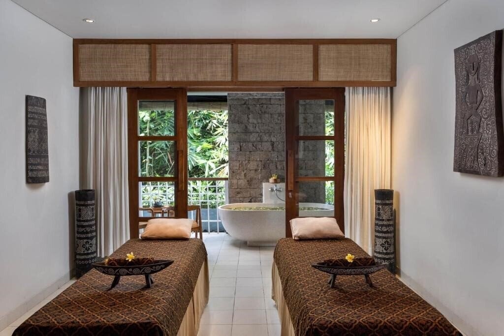 Апартаменти Dinara Ubud 4*