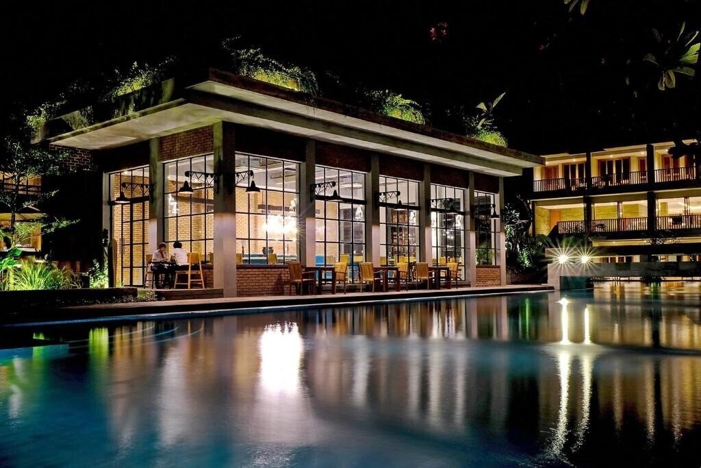 Панорама Swarga Suites Bali Berawa 5*