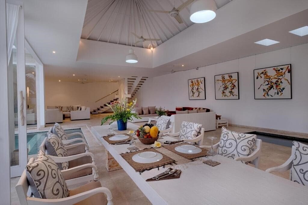 Апартаменти Kutus Kutus Canggu Villa 3*