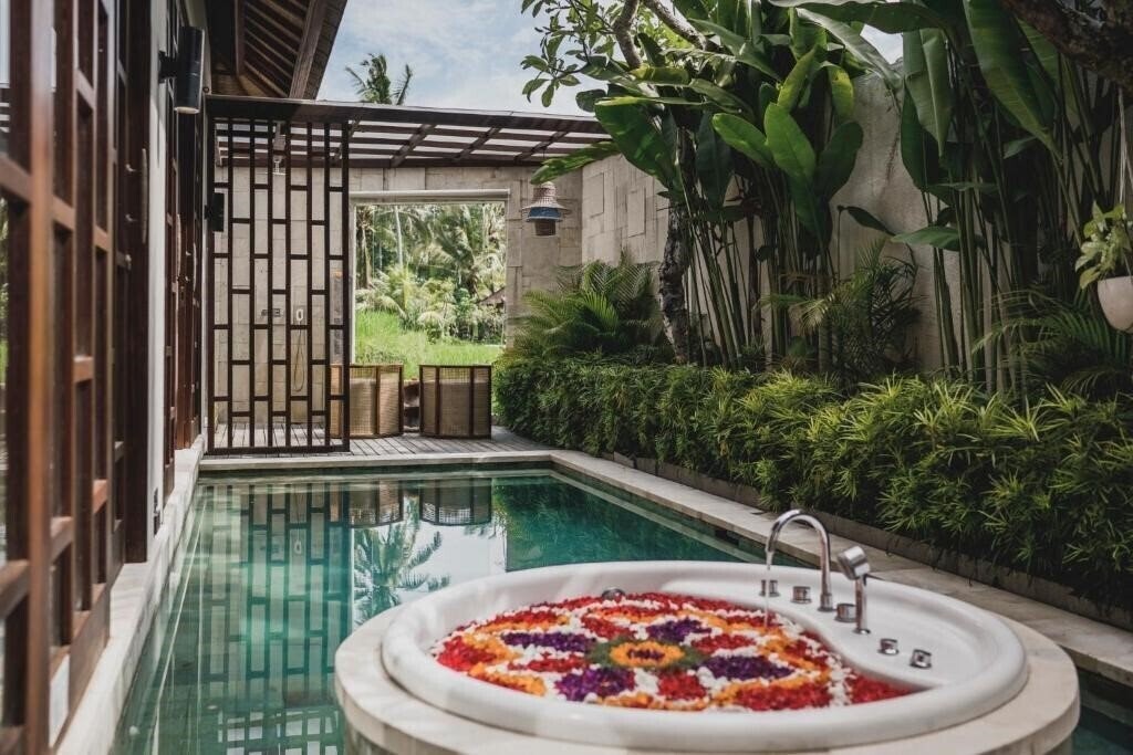 Апартаменты Asvara Villa Ubud 5*
