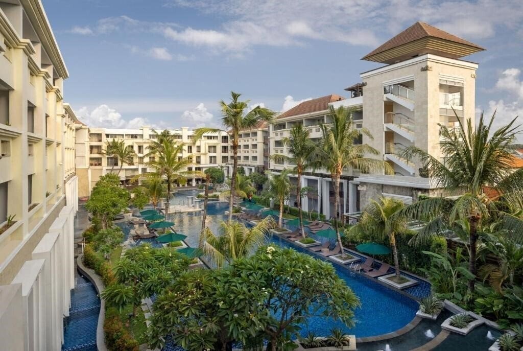 Фото Sanur Resort Watujimbar 4*