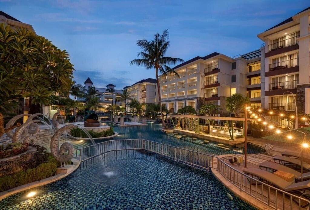 Готель Sanur Resort Watujimbar 4*