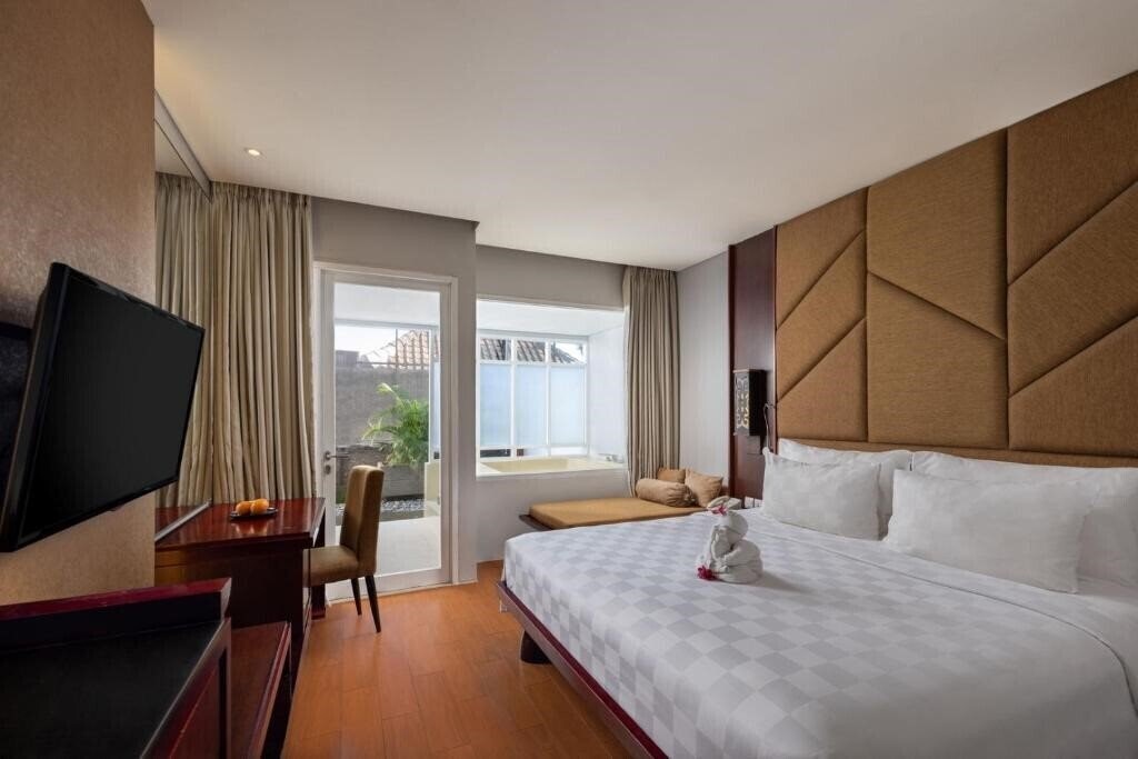 Панорама Sanur Resort Watujimbar 4*