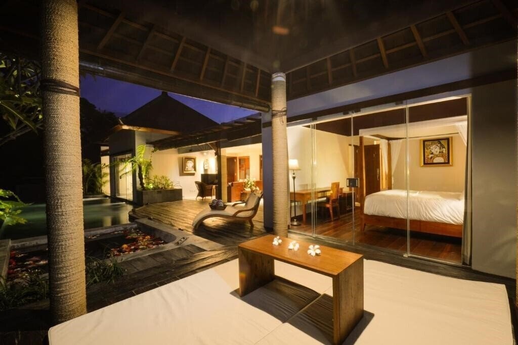 Фото Ayuterra Resort 4*