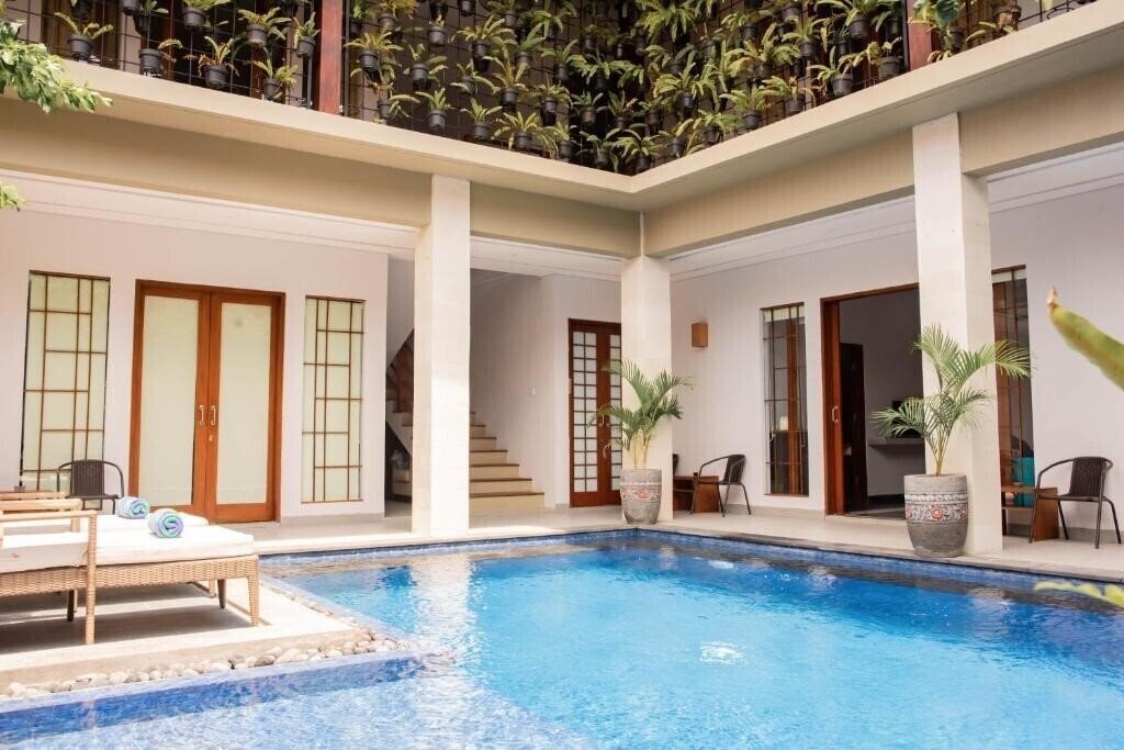 Апартаменти Apple Villa And Studio Seminyak 3*