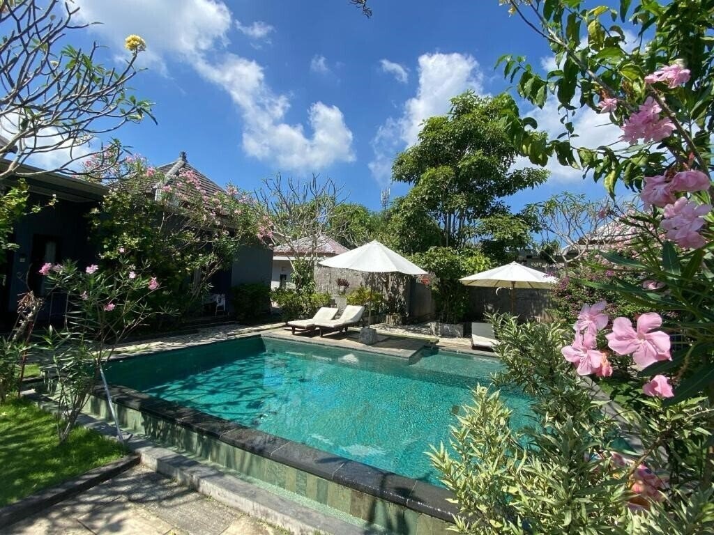 Панорама Ashana Hotel Uluwatu 3*
