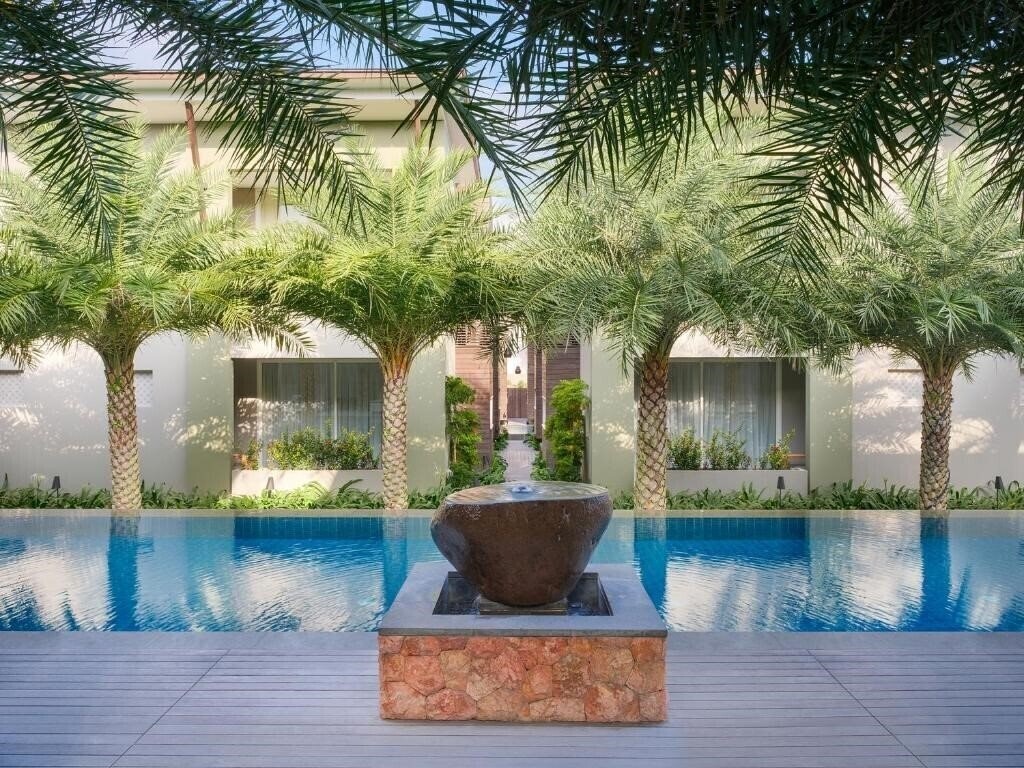 Панорама Chesa Canggu 4*