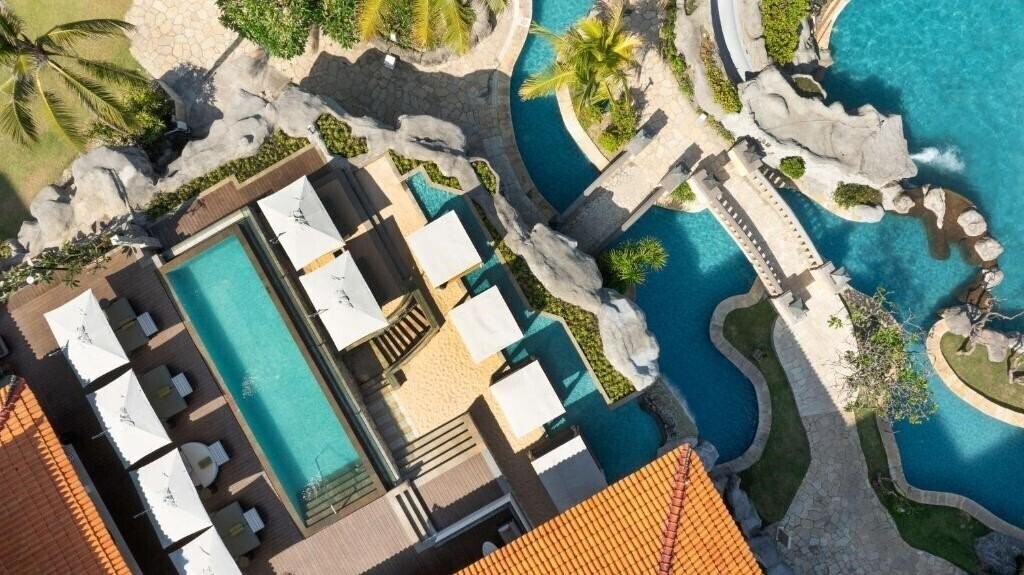 Территория Hilton Bali Resort (ex. Grand Nikko Bali, Nikko Bali) 5*