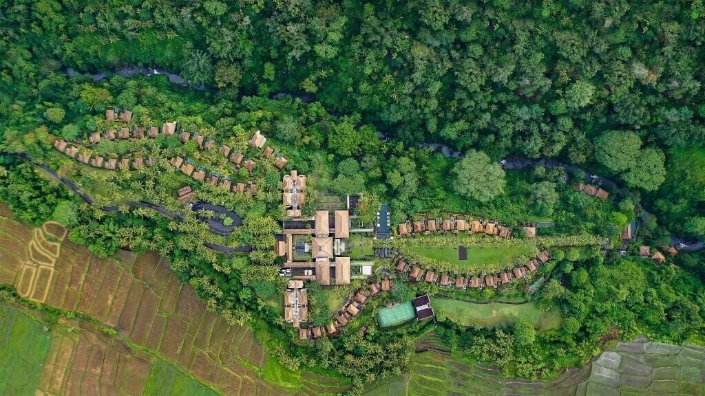 Территория Maya Ubud Resort & SPA 5*