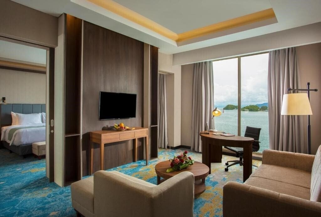Вид Swiss-Belhotel Papua Jayapura 4*