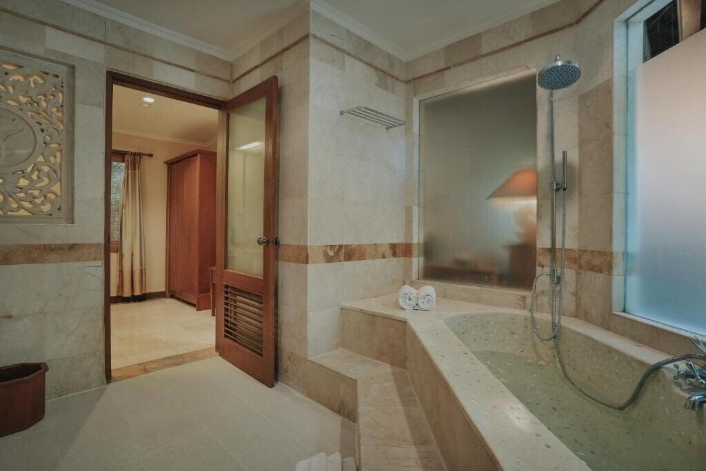 Фотографія Parigata Villas & Resort 4*