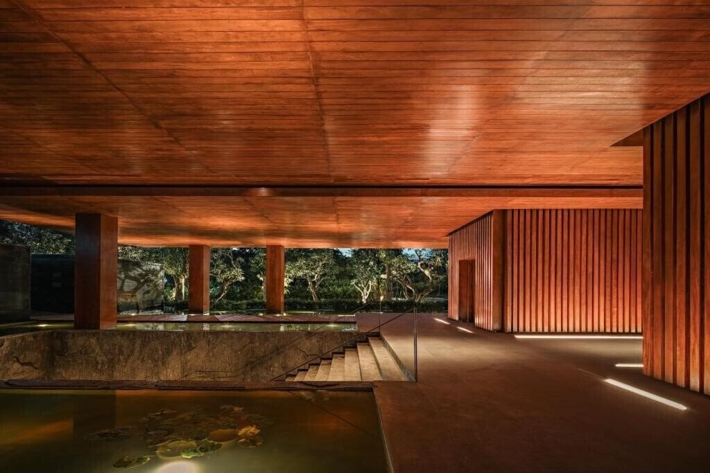 Апартаменты Bali Beach Hotel 5*