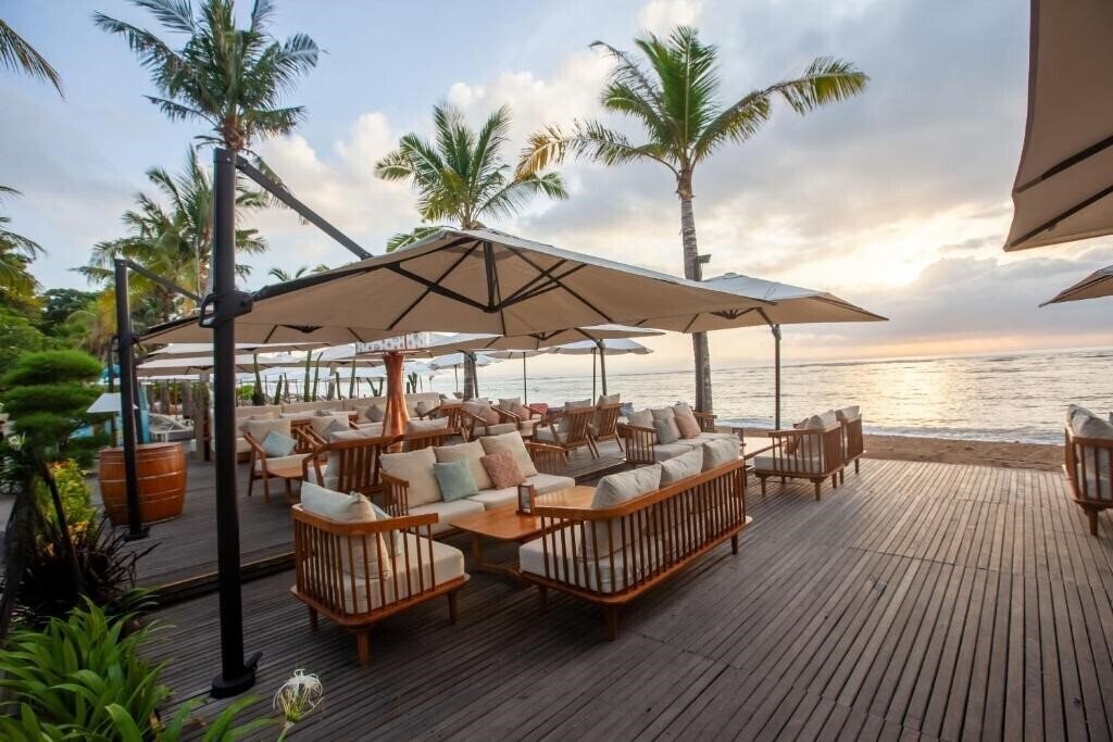 Панорама Griya Santrian 4*