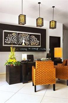 Вид The Seminyak Suite Private Villa 4*