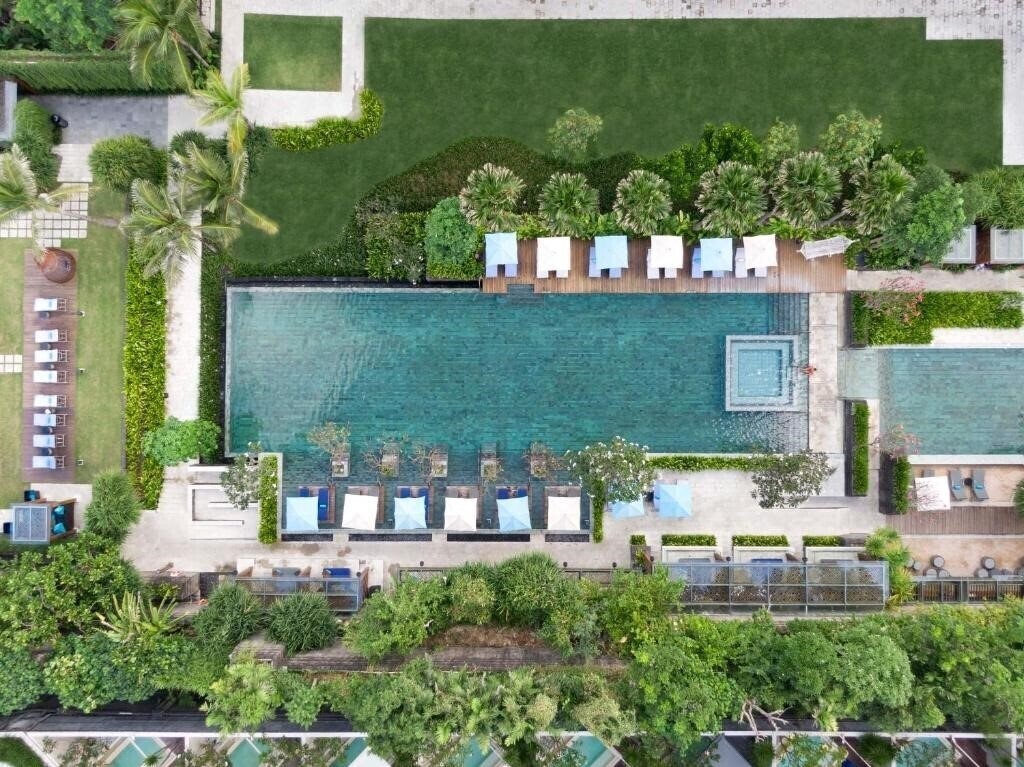 Вид Indigo Seminyak Beach 5*