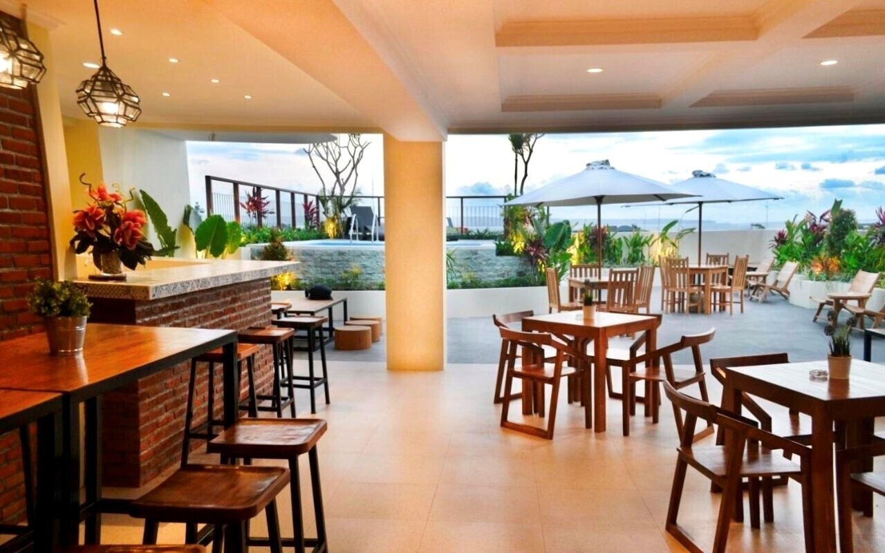 Фотографія Amalfi Hotel Seminyak 3*