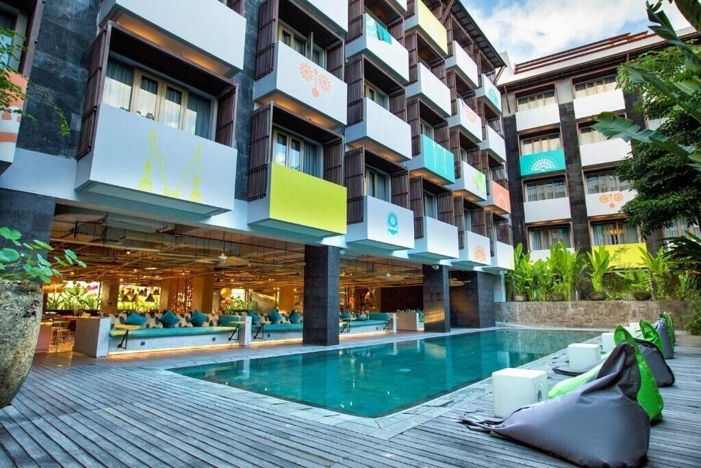Апартаменти Tijili Seminyak 4*
