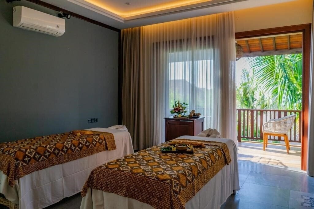 Панорама Sense Lagoon Canggu Beach 4*