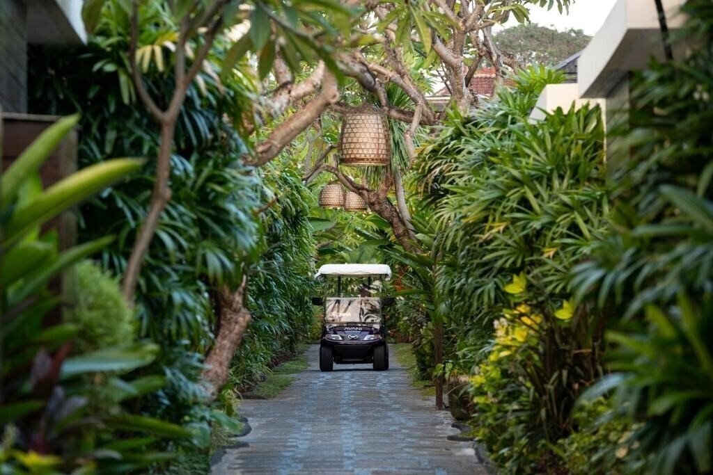 Панорама Avani Seminyak Bali Resort 4*