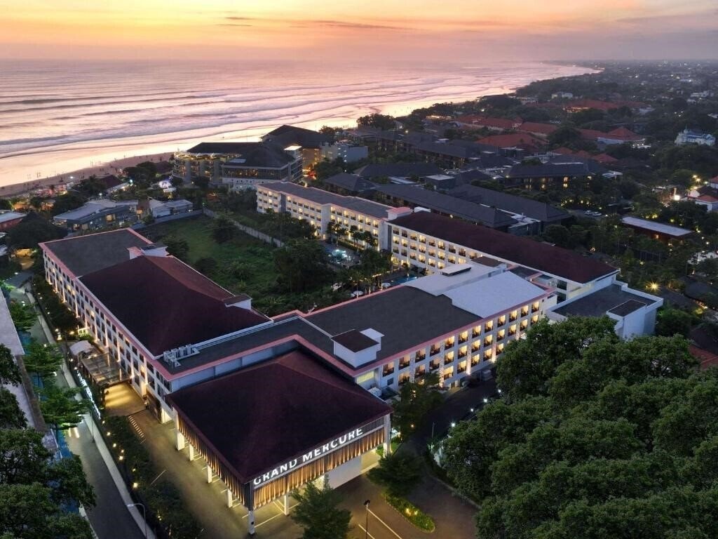 Вид Grand Mercure Bali Seminyak 5*