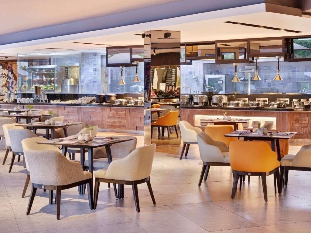 Панорама Grand Mercure Bali Seminyak 5*