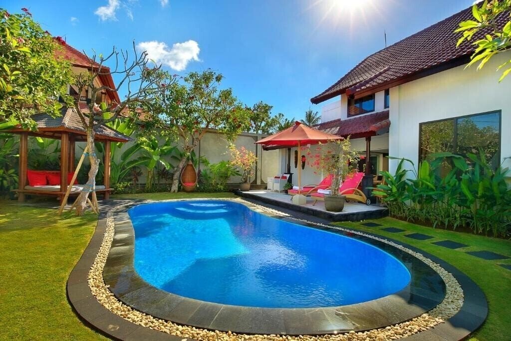 Изображение Alysha Villa Seminyak Beachside 4*