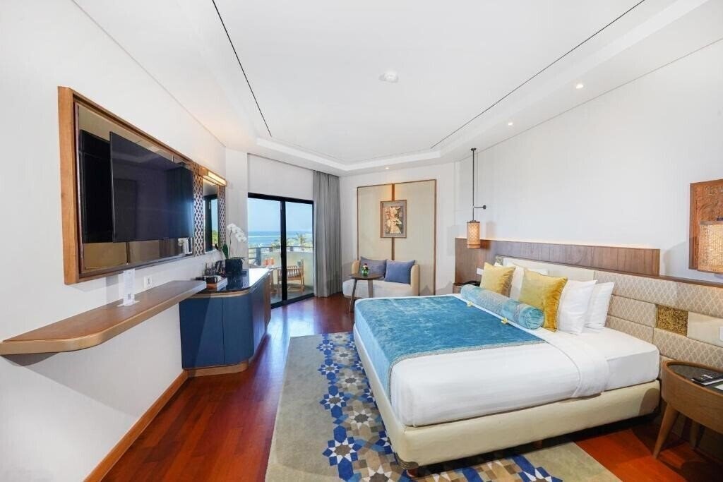 Панорама Grand Mirage Resort & Thalasso 5*