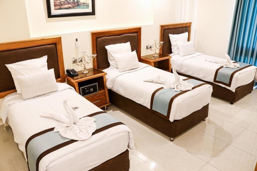 Апартаменты Raed Suites 3*