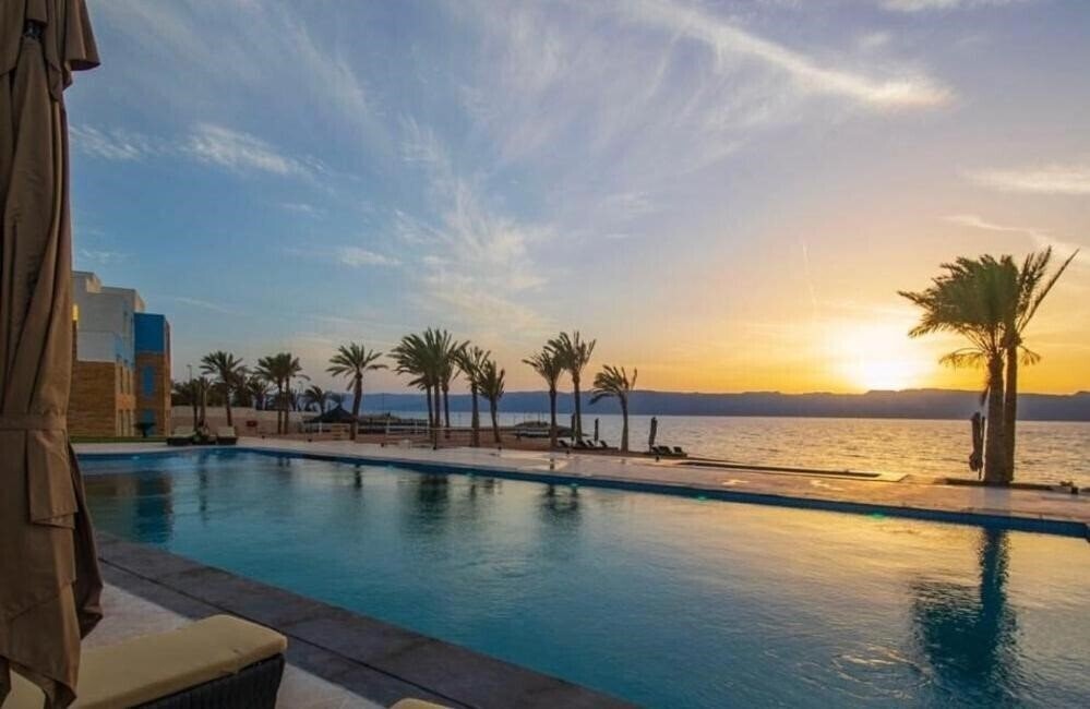 Фотографія Luxotel Aqaba Beach Resort & SPA 4*