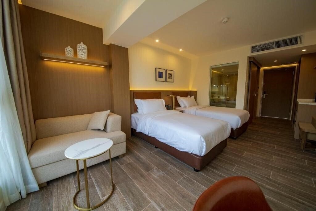 Панорама Luxotel Aqaba Beach Resort & SPA 4*