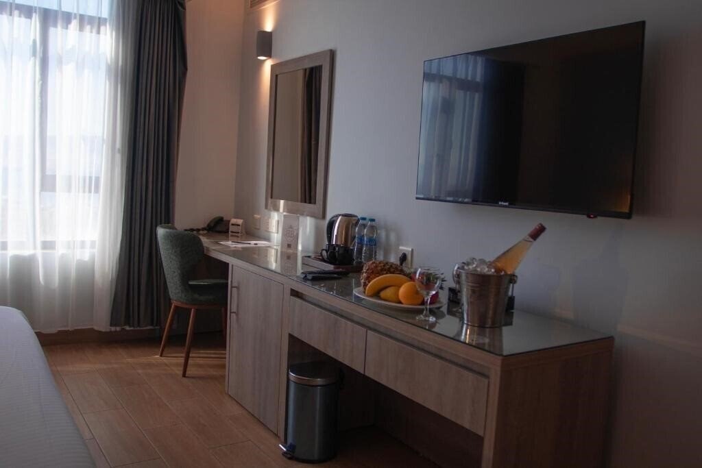 Панорама Baity Boutique Hotel 3*