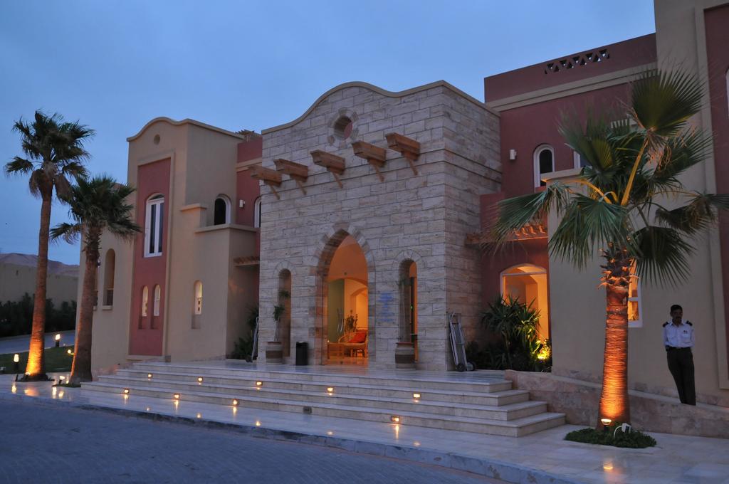 Территория Marina Plaza (ex. Marina Plaza Aqaba) 4*