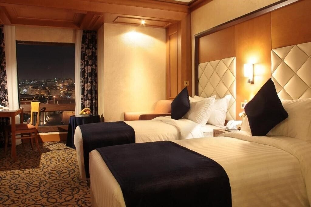 Территория Thousand Nights 5*