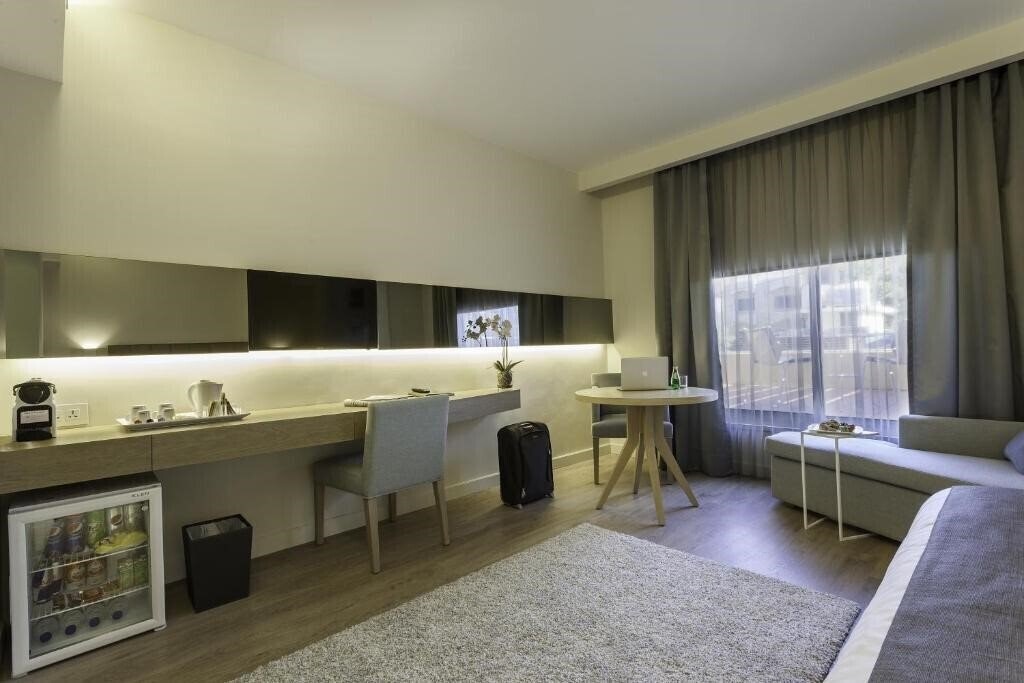 Апартаменти Alqasr Metropole 3*