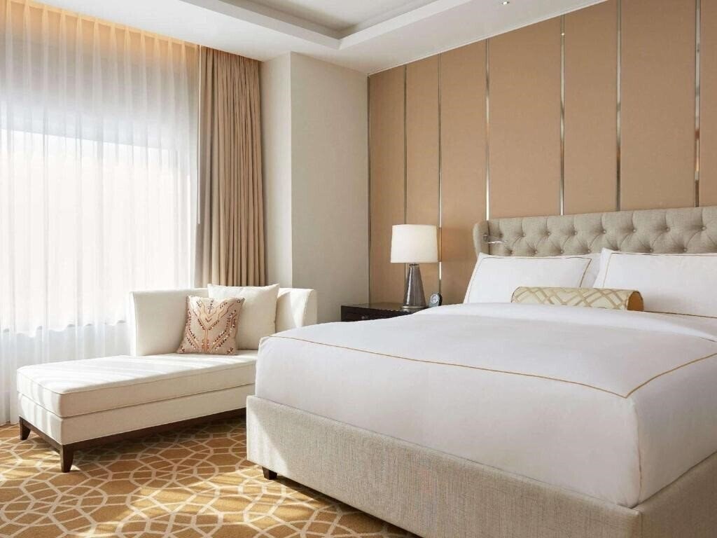 Апартаменти Fairmont Amman 5*